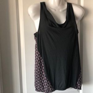 Gap flowy tank